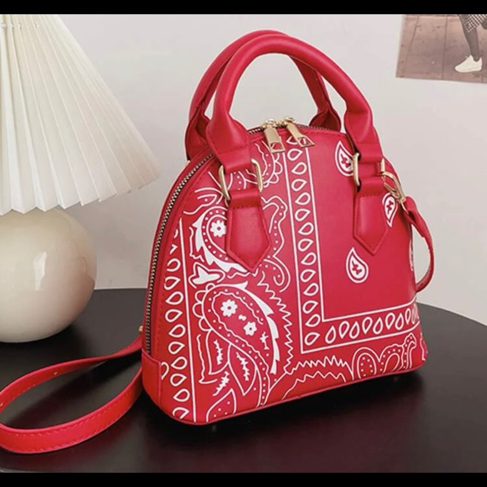 Crossbody bag